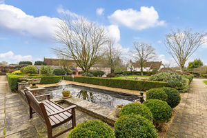 Photo 35- click for photo gallery